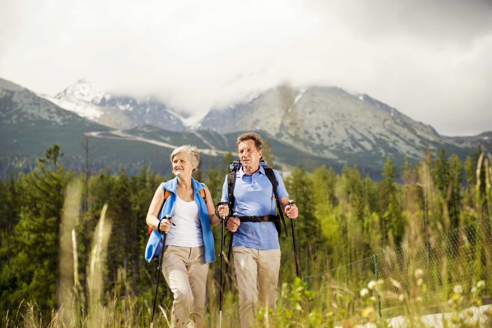 Erleben Sie den Adrenalinrausch mit Camping und Sport: Die ultimative Outdoor-Abenteuer-Kombination